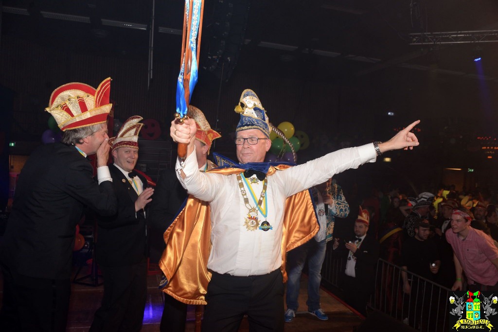 ../Images/Het Opwarmbal 328.jpg